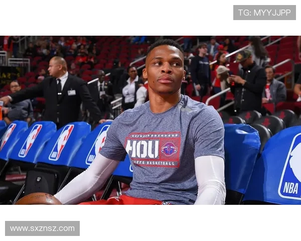 巴黎防线稳定性仍存隐患,赛季关键阶段表现面临考验 巴黎防线稳定性仍存隐患,赛季关键阶段表现面临考验